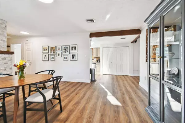 3313 W SEVILLA CIR, Tampa, FL 33629