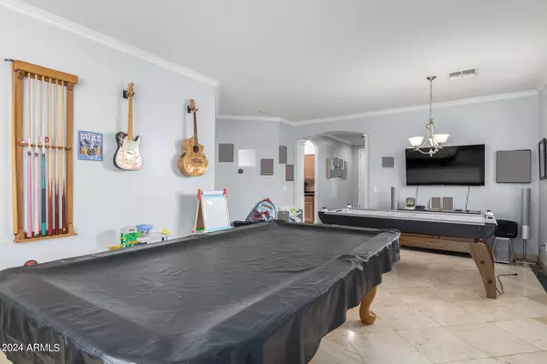 15257 W EDGEMONT Avenue, Goodyear, AZ 85395