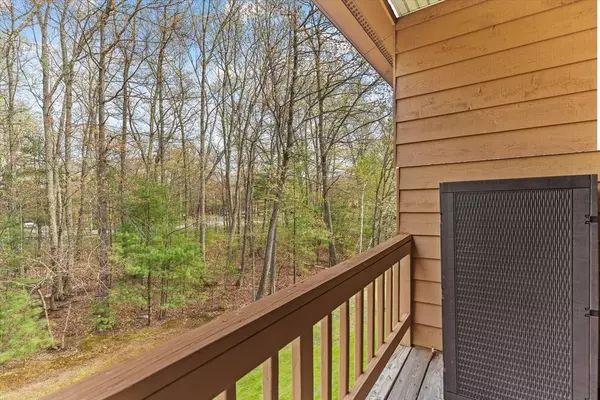 70 W Meadow Rd #22, Haverhill, MA 01832