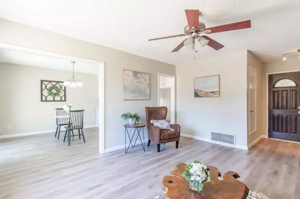 3908 Galbrath DR, North Highlands, CA 95660