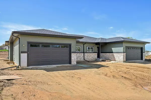 2095 Fawn Valley Court, Reedsburg, WI 53959