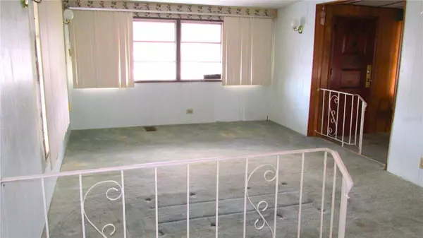 1611 BLUE LAKE DR, Lakeland, FL 33801