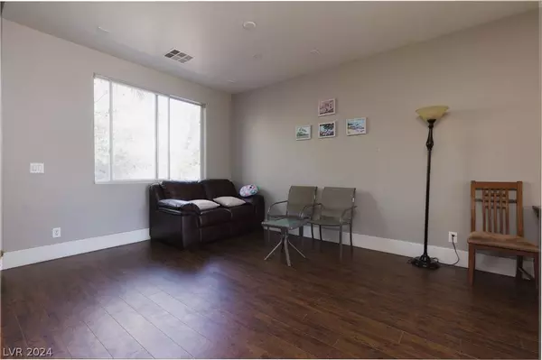 9050 W Tropicana Avenue #1104, Las Vegas, NV 89147