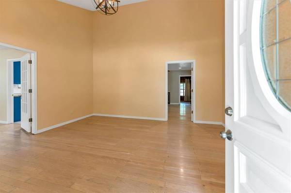 1517 Woodland Valley, Huntsville, TX 77340