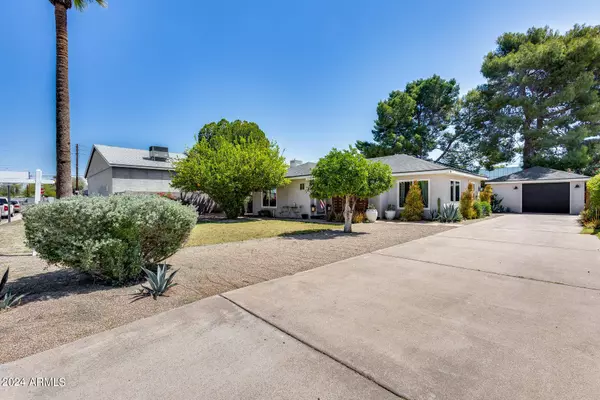 2831 N 25TH Place, Phoenix, AZ 85008