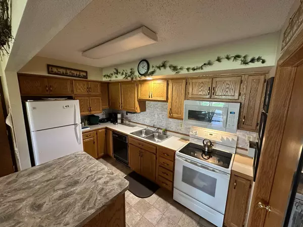 1814 unit 104 Nodaway DR, Detroit Lakes, MN 56501