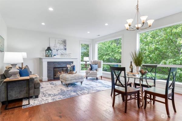 883 3rd PL NE, Issaquah, WA 98029