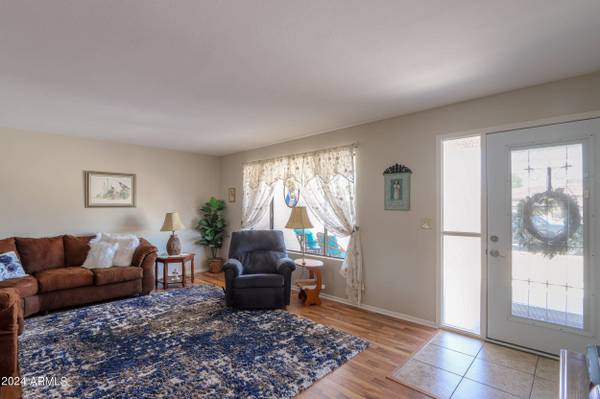 4501 E CARMEL Avenue, Mesa, AZ 85206