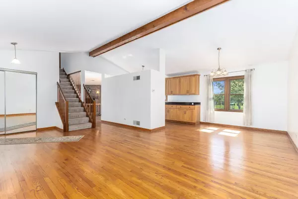 7843 W Carrie Court, Frankfort, IL 60423