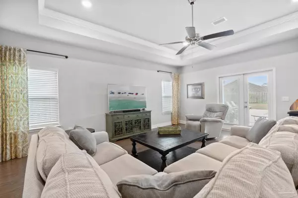 8043 Stream Ridge Rd, Pensacola, FL 32526