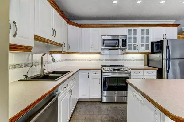 58 Arbour Butte RD NW, Calgary, AB T3G 4L9