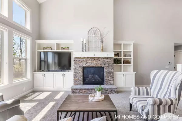 9994 Serengeti Lane, Zeeland, MI 49464