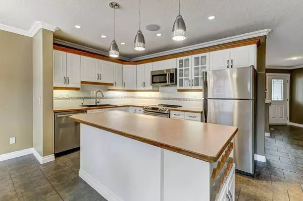 58 Arbour Butte RD NW, Calgary, AB T3G 4L9