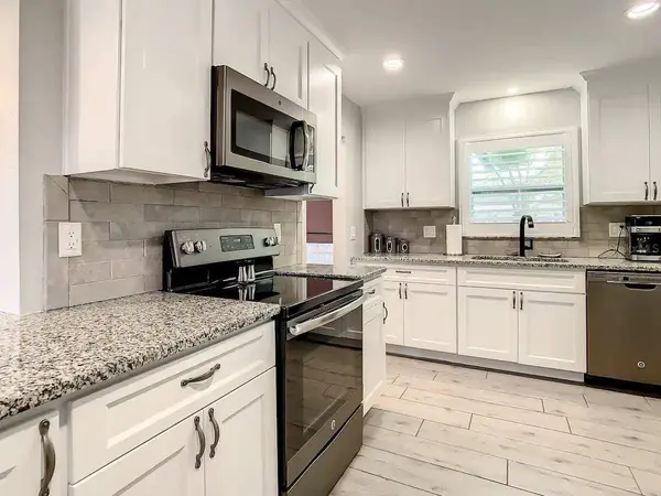 4709 W COACHMAN AVE, Tampa, FL 33611