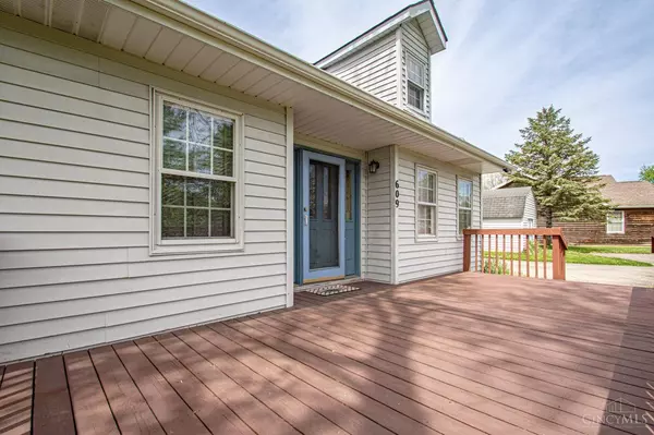 609 Lakengren Dr, Eaton, OH 45320