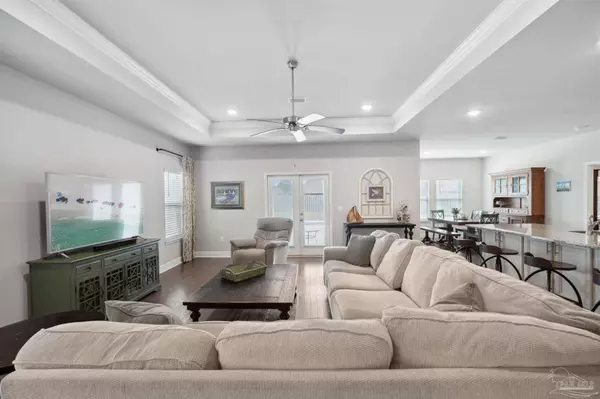 8043 Stream Ridge Rd, Pensacola, FL 32526