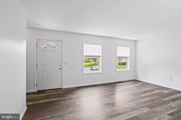 4942 BERKLEY ST, Harrisburg, PA 17109