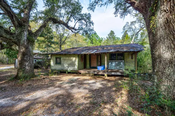 23 Bunny Lane, Freeport, FL 32439