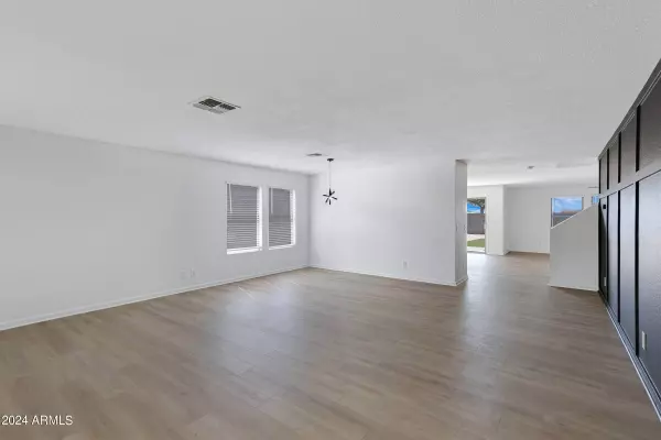 9139 E PLANA Avenue, Mesa, AZ 85212