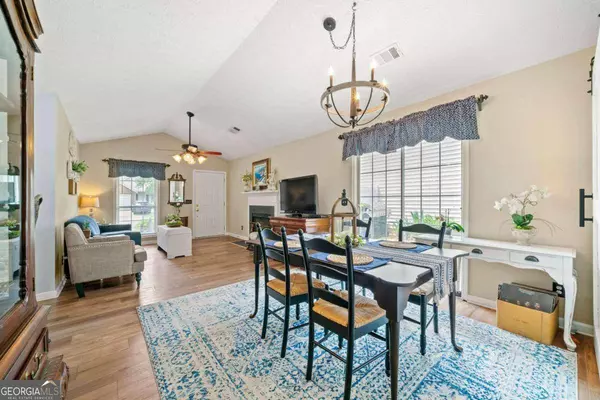 513 Stanford PL, Woodstock, GA 30188