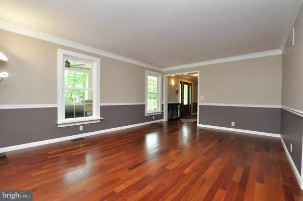 73 FORREST HILLS DR, Voorhees, NJ 08043