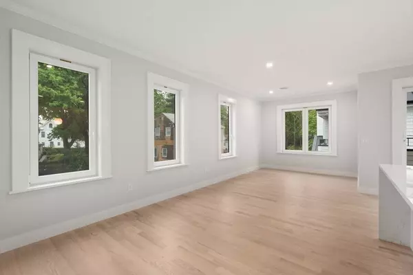 199-201 Copeland St. #3, Quincy, MA 02169