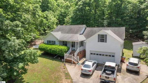 761 Pearson Town Road, Moore, SC 29369