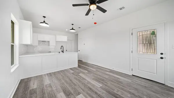 810 Brown ST, Brenham, TX 77833