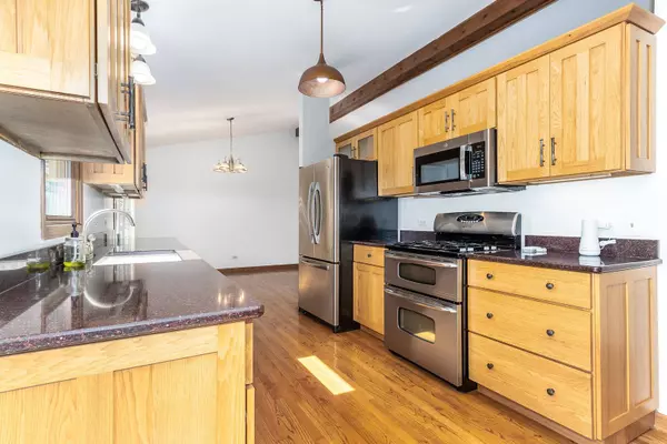 7843 W Carrie CT, Frankfort, IL 60423