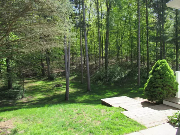 7780 Sandy Hollow SE Drive, Alto, MI 49302