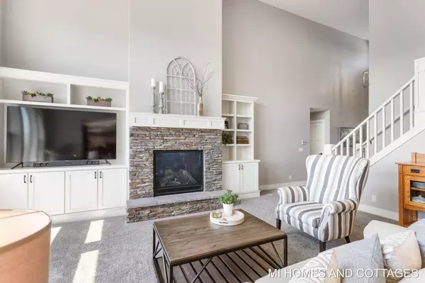 9994 Serengeti Lane, Zeeland, MI 49464