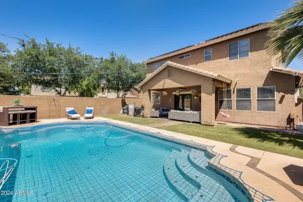 4435 E OXFORD Lane, Gilbert, AZ 85295