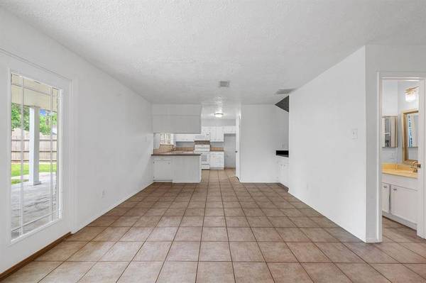 4223 Rosegate DR, Spring, TX 77373