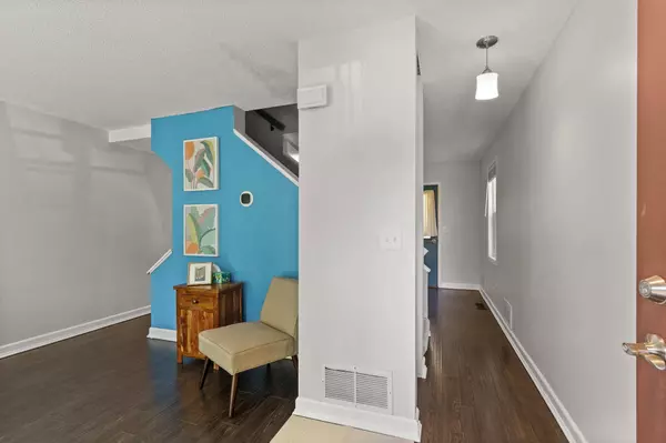 1800 10th AVE S #4, Minneapolis, MN 55404