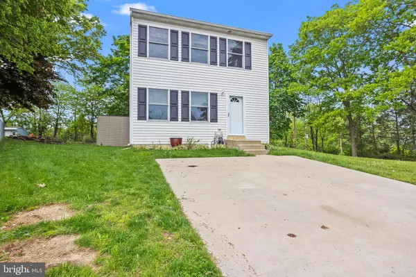 4942 BERKLEY ST, Harrisburg, PA 17109