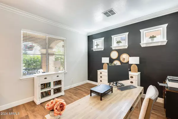 4435 E OXFORD Lane, Gilbert, AZ 85295