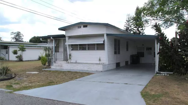 1611 BLUE LAKE DR, Lakeland, FL 33801