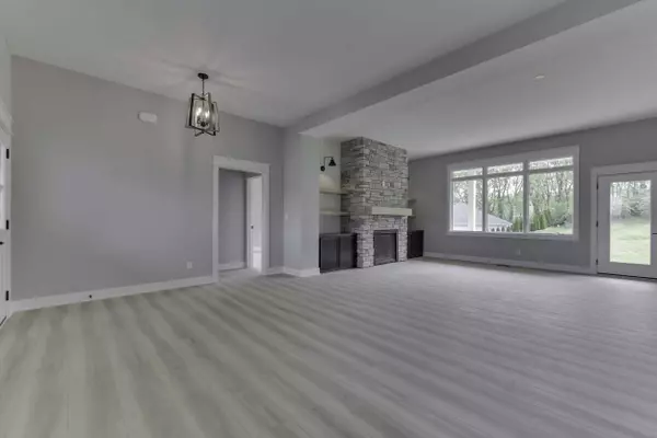 1837 Calvert Farms DR, Greenwood, IN 46143