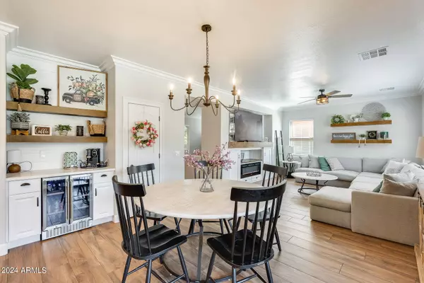 4435 E OXFORD Lane, Gilbert, AZ 85295