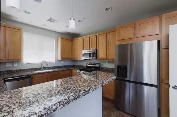 9050 W Tropicana Avenue #1104, Las Vegas, NV 89147