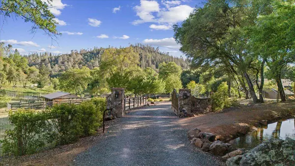 11790 Vineyard Lakes DR, Penn Valley, CA 95946