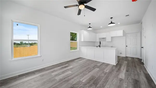 810 Brown ST, Brenham, TX 77833