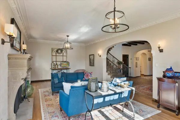 3525 N Lake, Shorewood, WI 53211