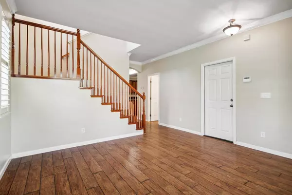 1920 Sevilla DR, Roseville, CA 95747