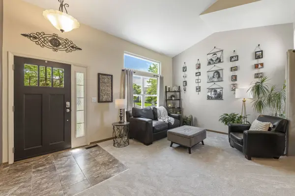 618 Kingsbrooke Crossing, Bolingbrook, IL 60440