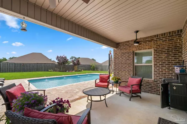 8043 Stream Ridge Rd, Pensacola, FL 32526