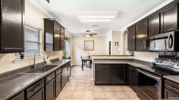 17222 ELDON ROCK, San Antonio, TX 78247-5841