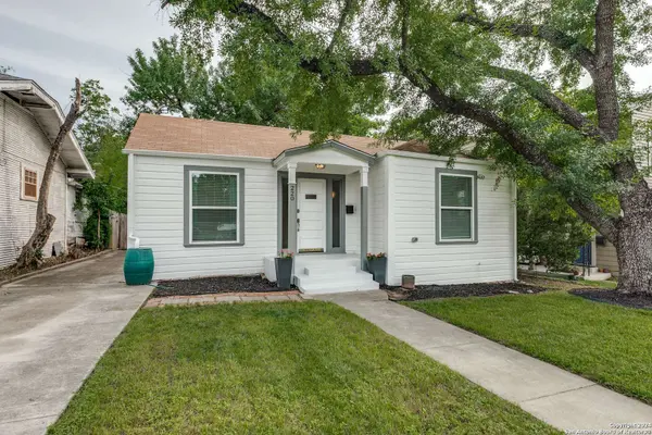 220 NORWOOD CT, San Antonio, TX 78212-2338