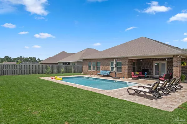 8043 Stream Ridge Rd, Pensacola, FL 32526