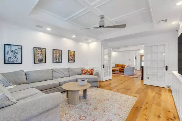 417 Longfellow Drive, Highland Village, TX 75077